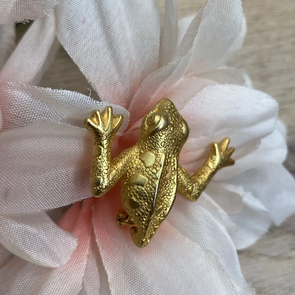 Jonette Jewelry Frog Brooch‎